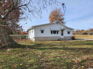 1305 Old Duquoin Rd, Du Quoin, IL 62832