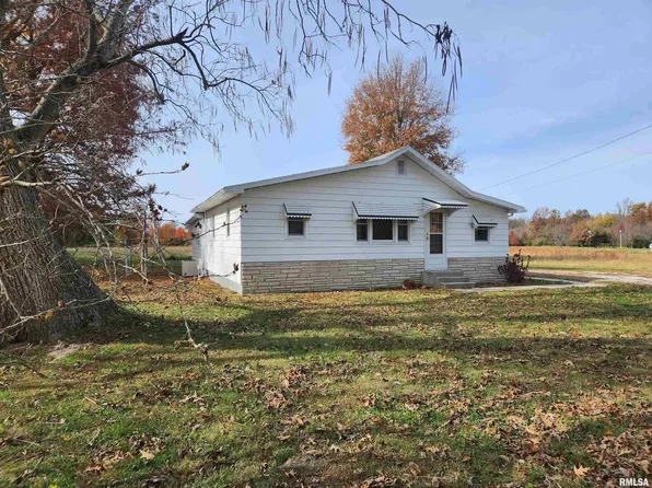 1305 Old Duquoin Rd, Du Quoin, IL 62832