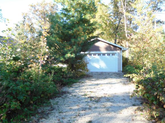 Detached Garage