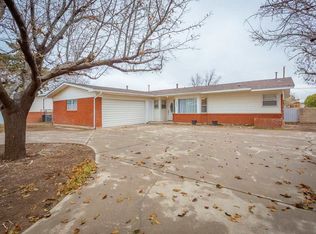 1005 Avenida Manana, Roswell, NM 88203