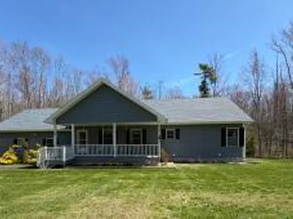 99 Fiddlers Reach Road, Phippsburg, ME 04562