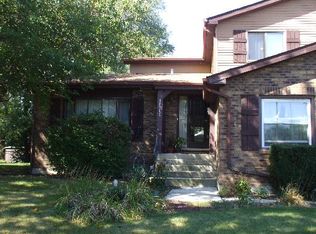 18300 Mulberry Ter, Country Club Hills, IL