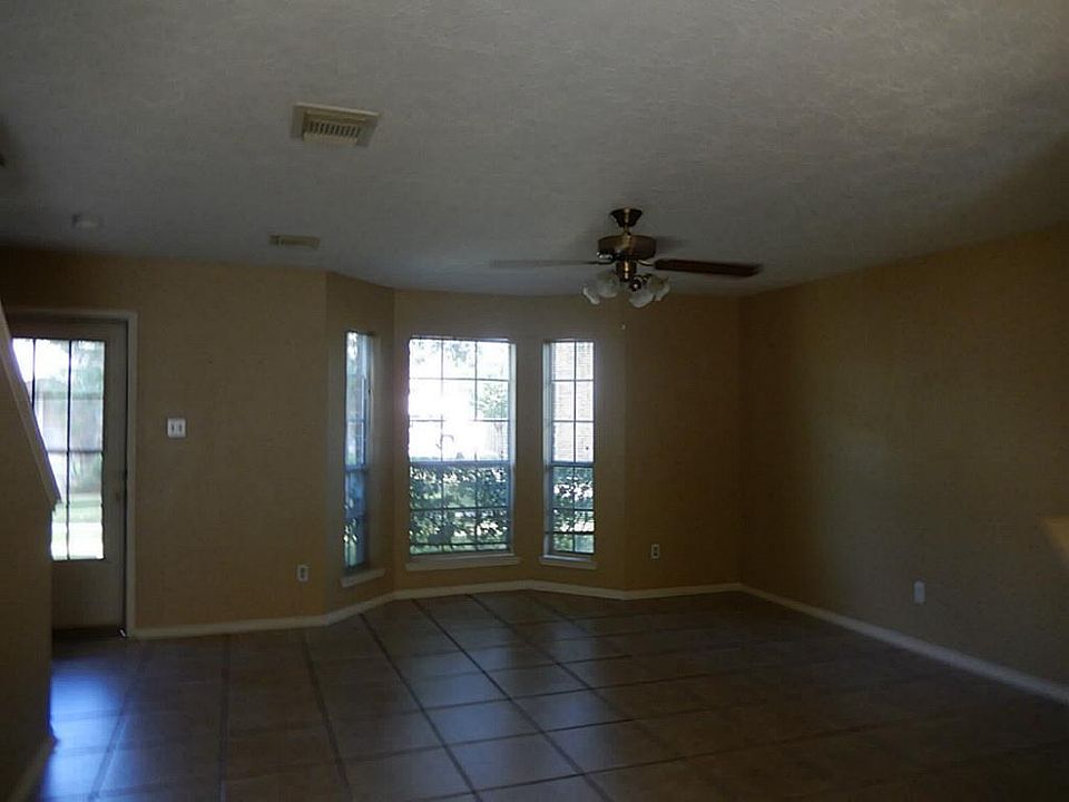 1st image of 1066 Birnham Woods Blvd
