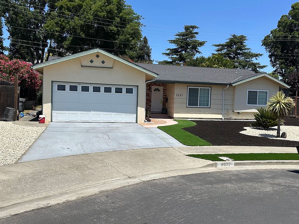 1st image of 7537 Ashford Way