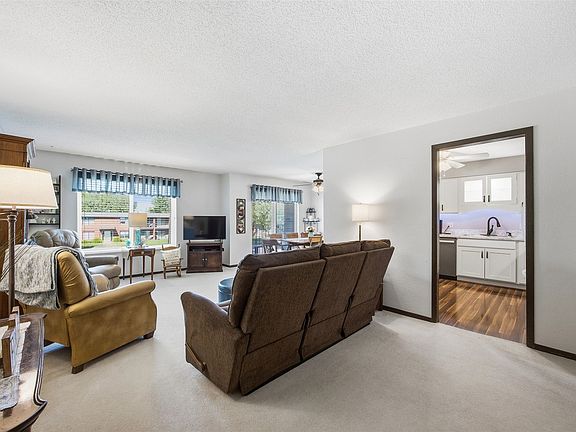 3rd image of 5712 Golden Ct NE APT 59