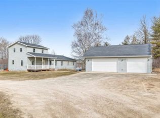 9548 Bayer Ln, Oconto Falls, WI 54154