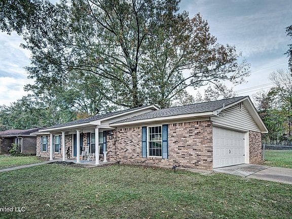 3rd image of 3590 Lanell Ln
