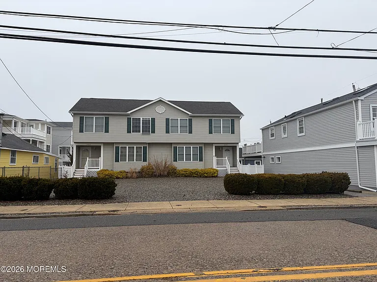 1615 Boulevard — Photo 2