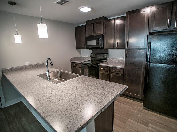 2nd image of 3508 E Memorial Dr #3404-202