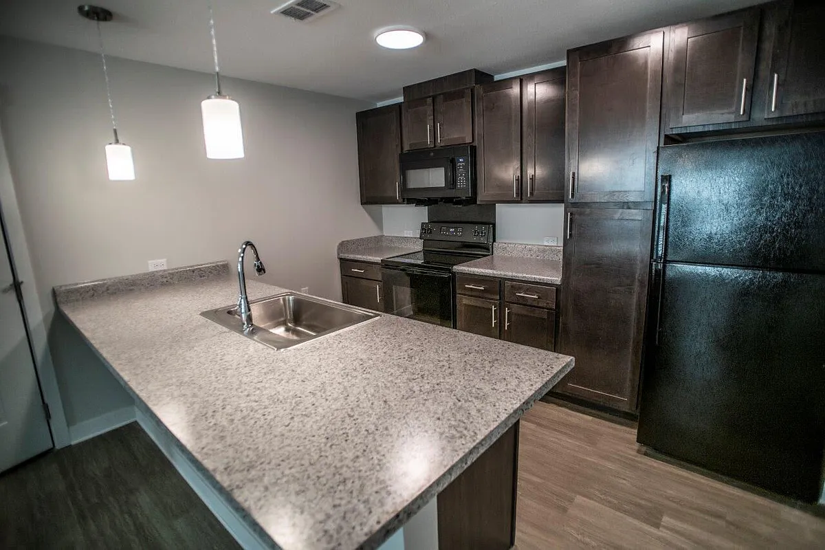 Building Photo - 3508 E Memorial Dr