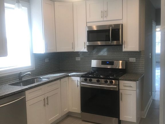 3rd image of 7447 S Saint Lawrence Ave