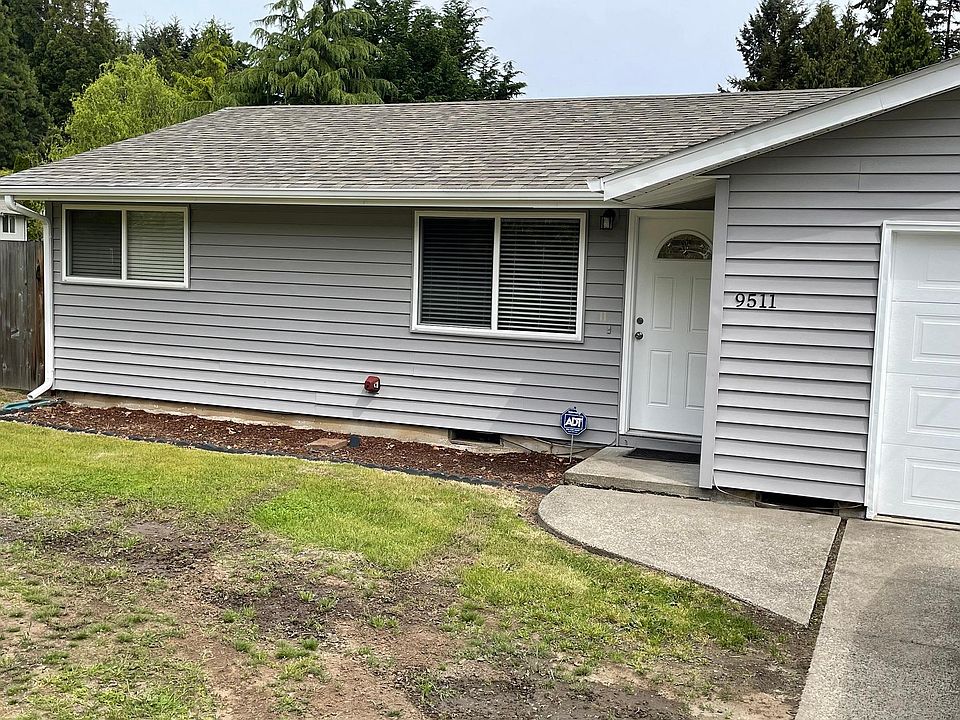 1st image of 9511 152nd St E