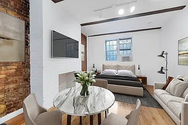 224 Sullivan Street, #E2