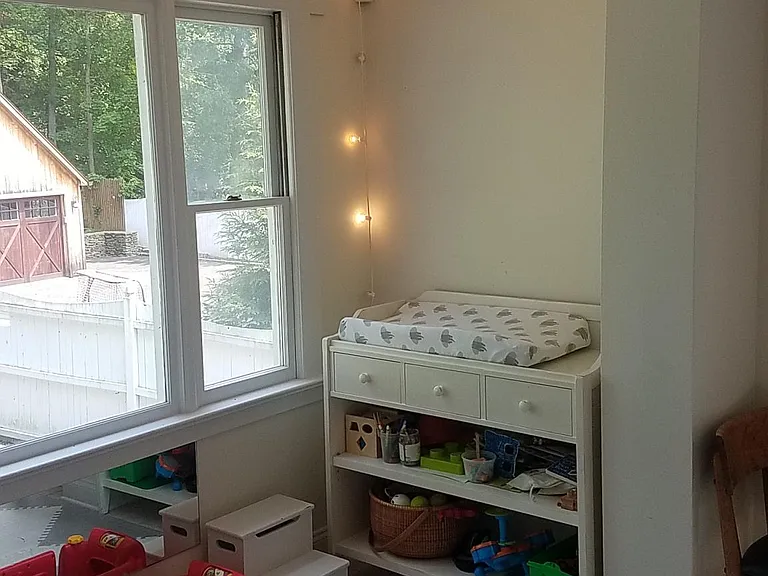74 Sedgewick Ave — Photo 16