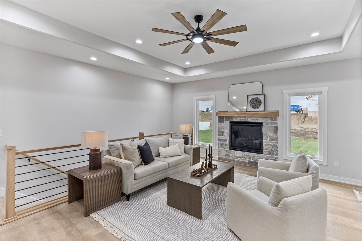 next background image