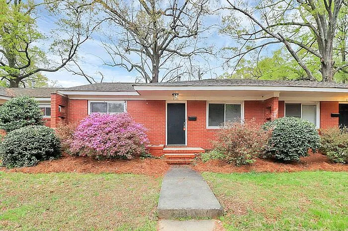 1511 Pecan Ave