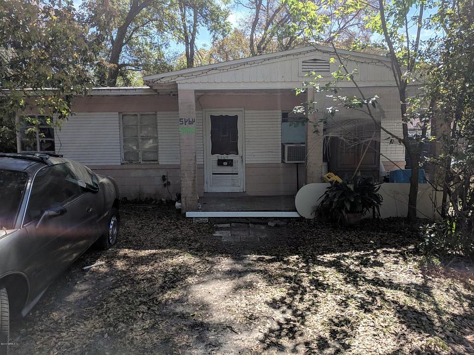 1st image of 5464 River Forest Dr