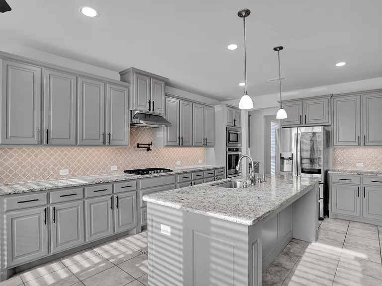 14093 Shiloh Springs Dr — Photo 32