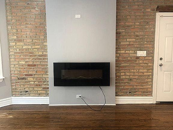 2nd image of 6610 S Kenwood Ave #13