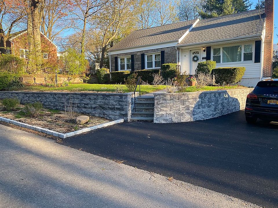 1st image of 94 Keats Ave