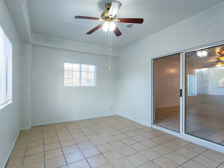 392 Falcon Ct — Photo 13
