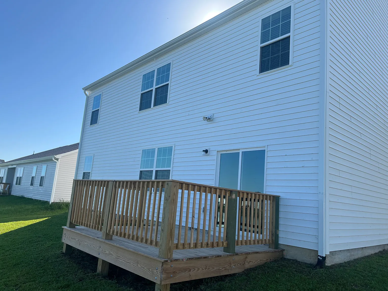 5 bed, 2511 sqft, $2,500 — Photo 4