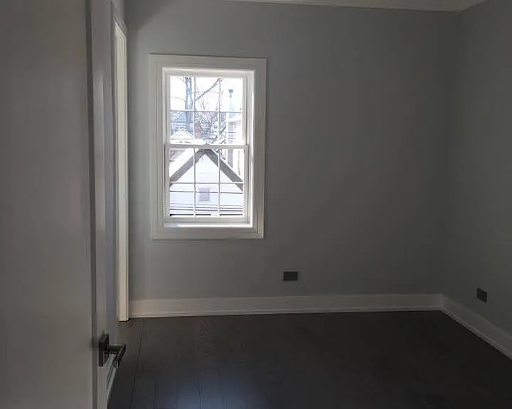 W Fletcher St — Photo 17