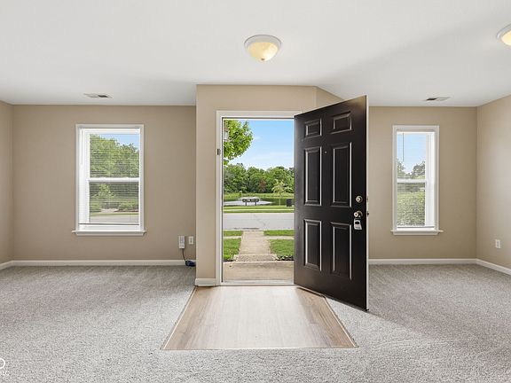 2nd image of 10159 Cumberland Pointe Blvd
