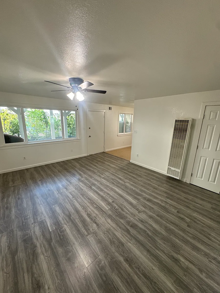 Building Photo - Stanford Avenue Apartments
