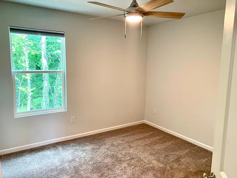 676 Millsgate Cir — Photo 28