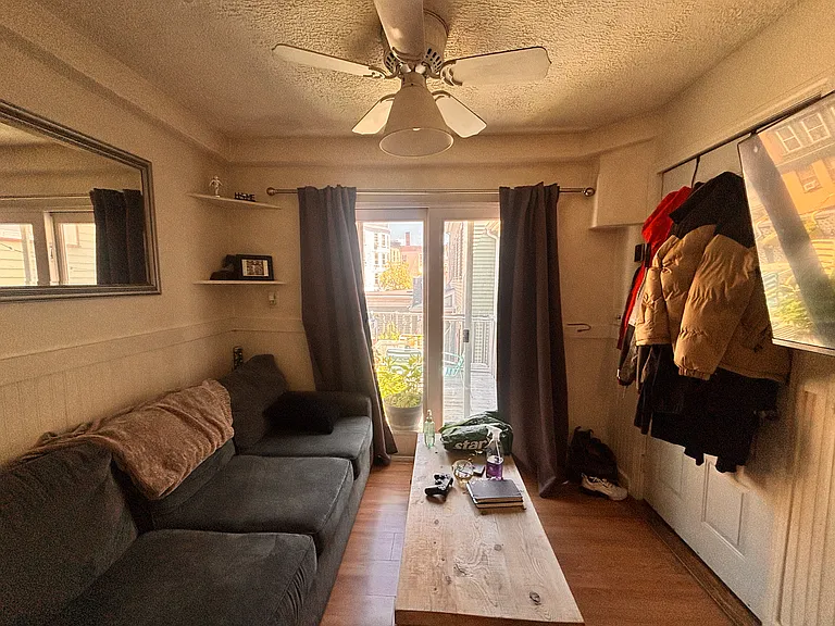 92 River St #R — Photo 1