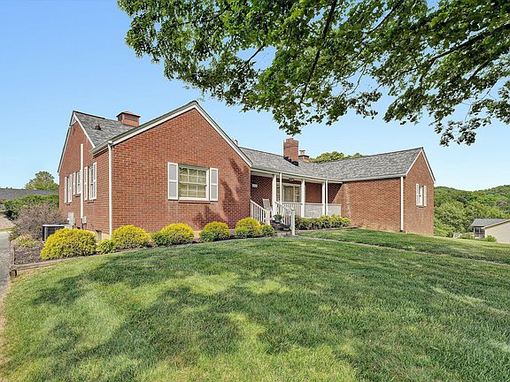 2nd image of 5040 Pleasant Hill Dr