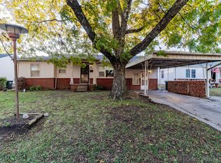 638 S Cedar St, Bristow, OK 74010