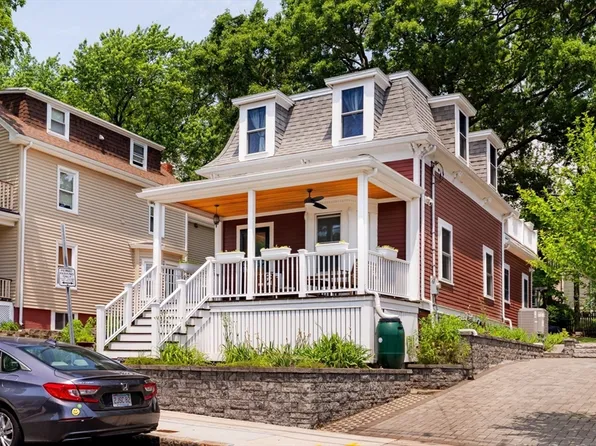 15 Berkeley St, Somerville, MA 02143