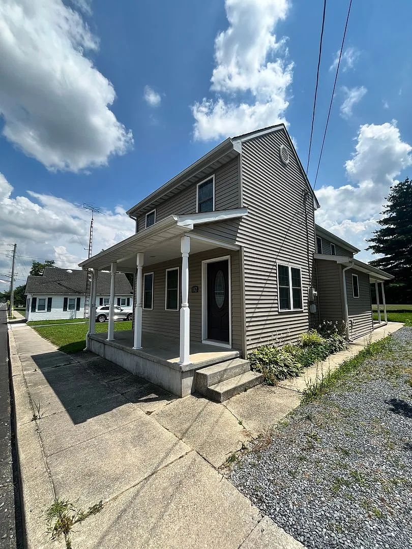 Welcome to 112 E Main Street! — Photo 4