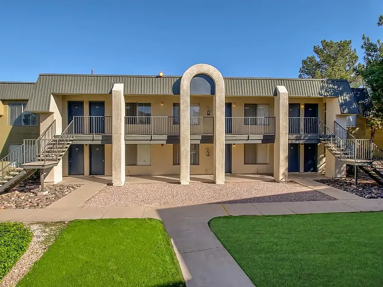 The Quails Apartments — Photo 11