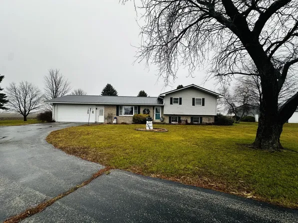 31001 Eagle Point Rd, Milledgeville, IL 61051