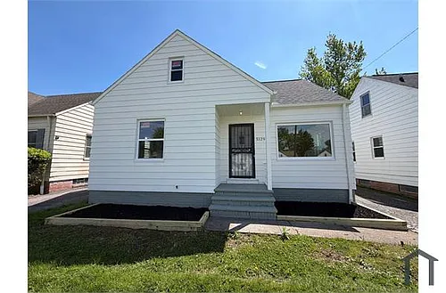 5129 Clement Ave Photo 1