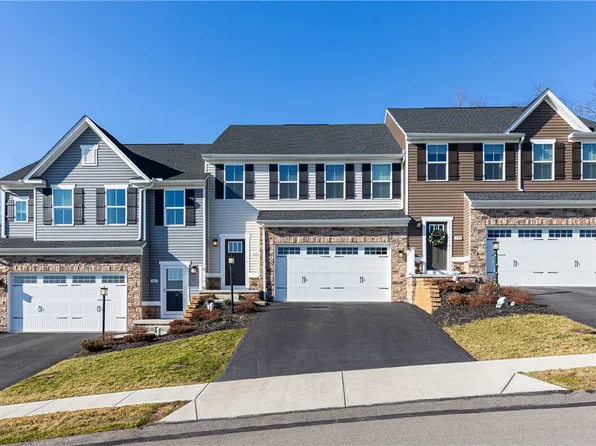 160 Legacy Dr, Canonsburg, PA 15317