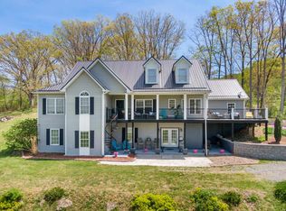 267 Hilltop Rd, Pearisburg, VA 24134