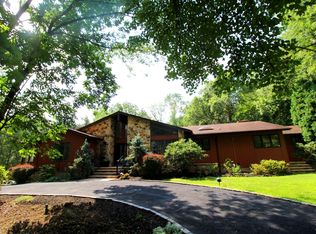 18 William Penn Rd, Warren, NJ 07059