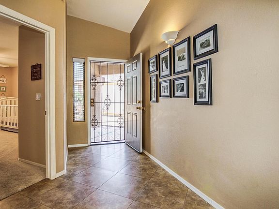 3rd image of 6945 W Sauceda Dr