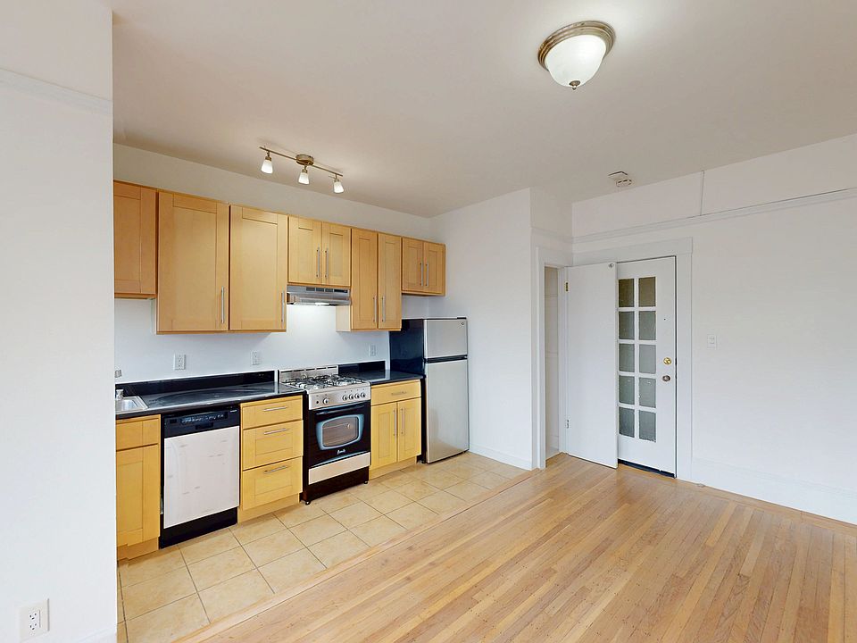 1st image of 750 14th St APT 8