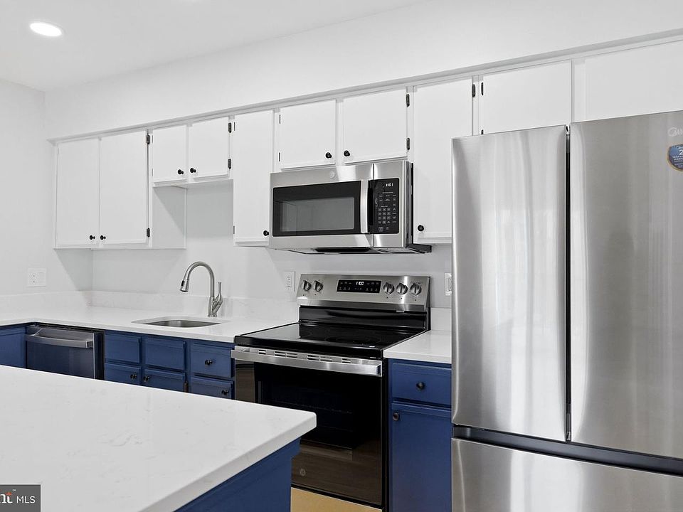 1st image of 3306 Wyndham Cir APT 326