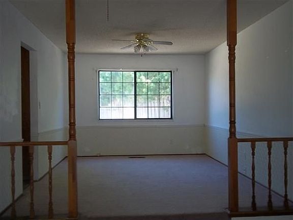 5th image of 4329 Oakdale Pl