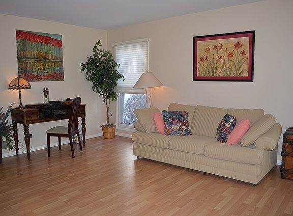 2nd image of 287 Southfield Dr