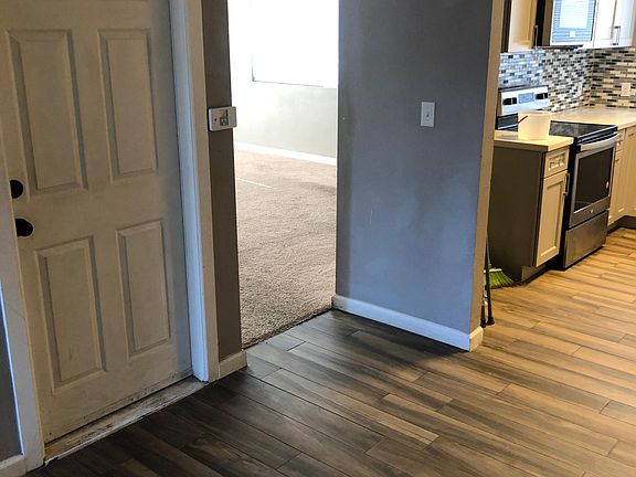 3rd image of 3235 N San Joaquin St