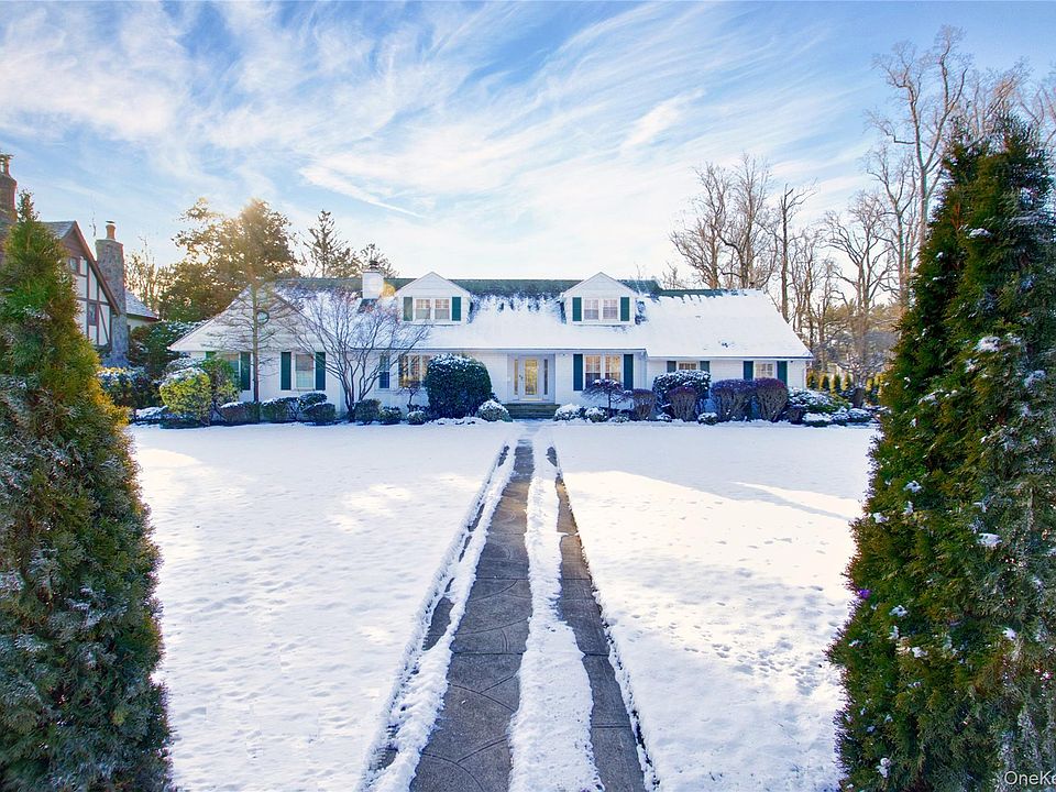 1st image of 380 Stewart Avenue