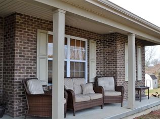 6200 Lawrenceville Rd, Williamstown, KY 41097