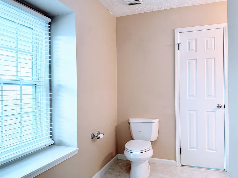 9414 Vernon Dr — Photo 27
